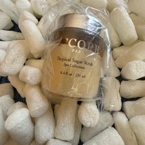 L’core tropical sugar scrub
